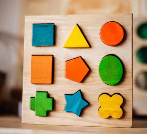 PUZZLES & GAMES