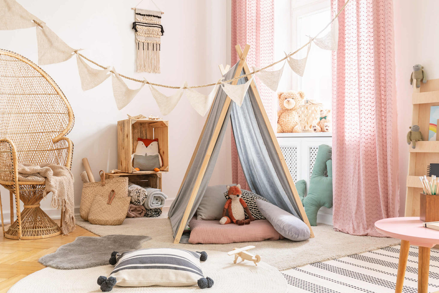 INDOOR PLAY